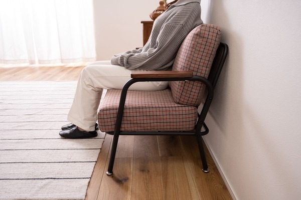 ソファ ソファー 1人掛け 2人掛け おしゃれ 木肘 アーム付き 肘付き コンパクト チェック柄 - 画像 (15)